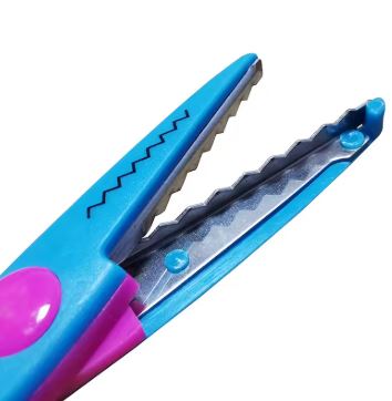 ZIGZAG SCISSORS