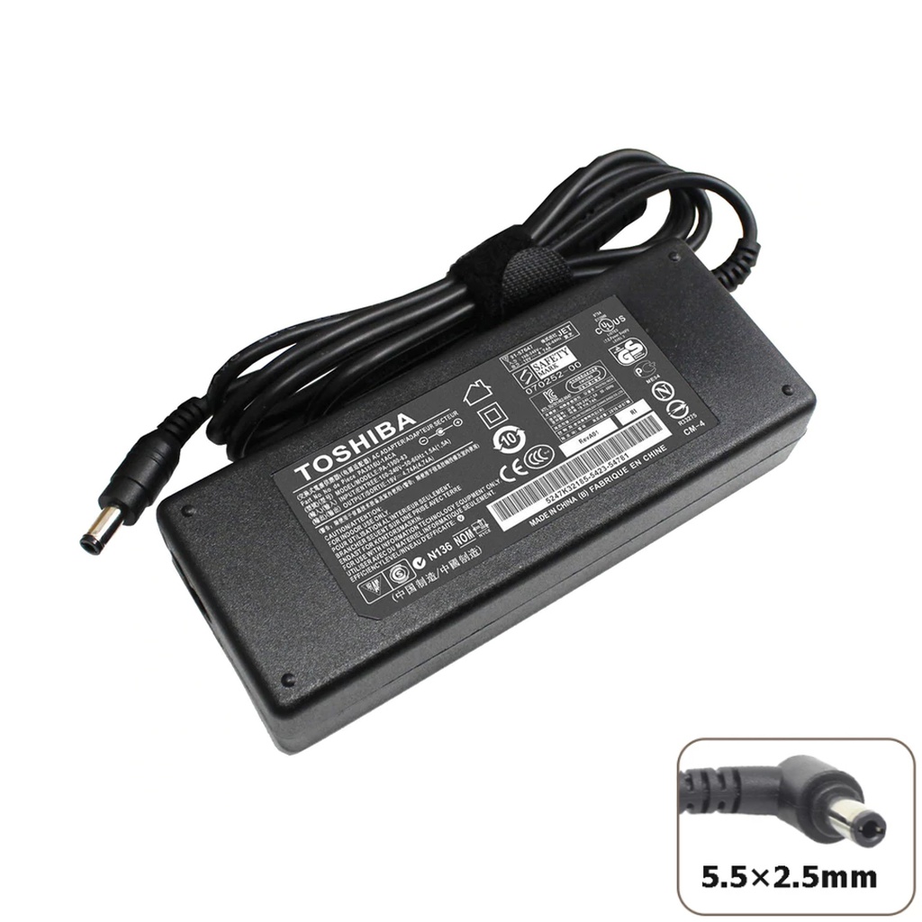 TOSHIBA 19V 4.74A 5.5x2.5mm